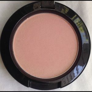 MAC Easy Manner blush